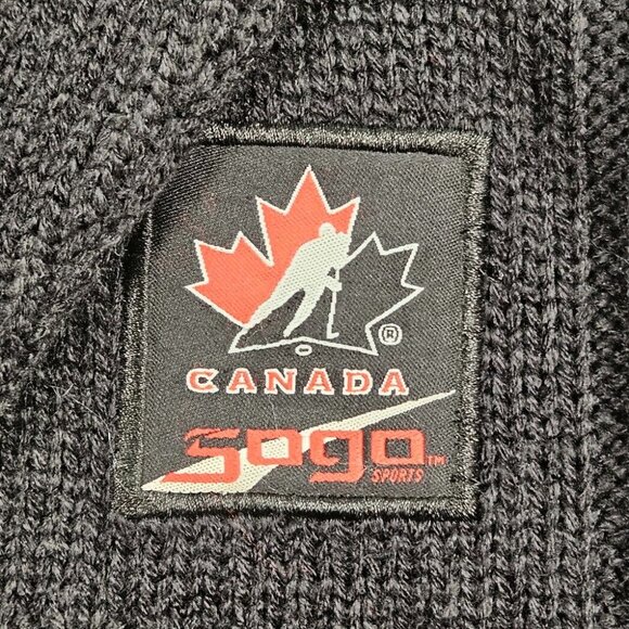 NWT Team Canada Hockey Official Licensed Long Sleeve Quarter Zip Sweater Black - Picture 9 of 11